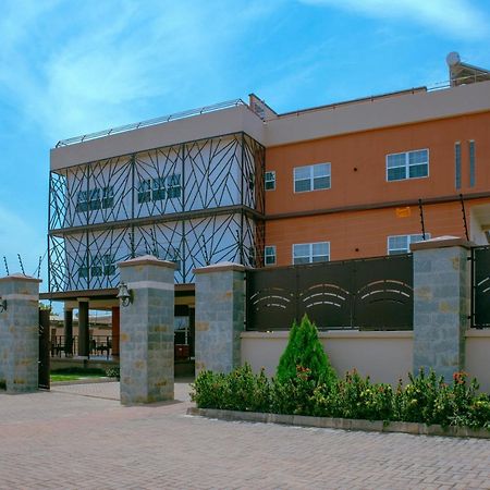 Frederick'S Lodge Kumasi Bagian luar foto
