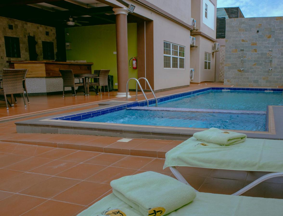 Frederick'S Lodge Kumasi Bagian luar foto