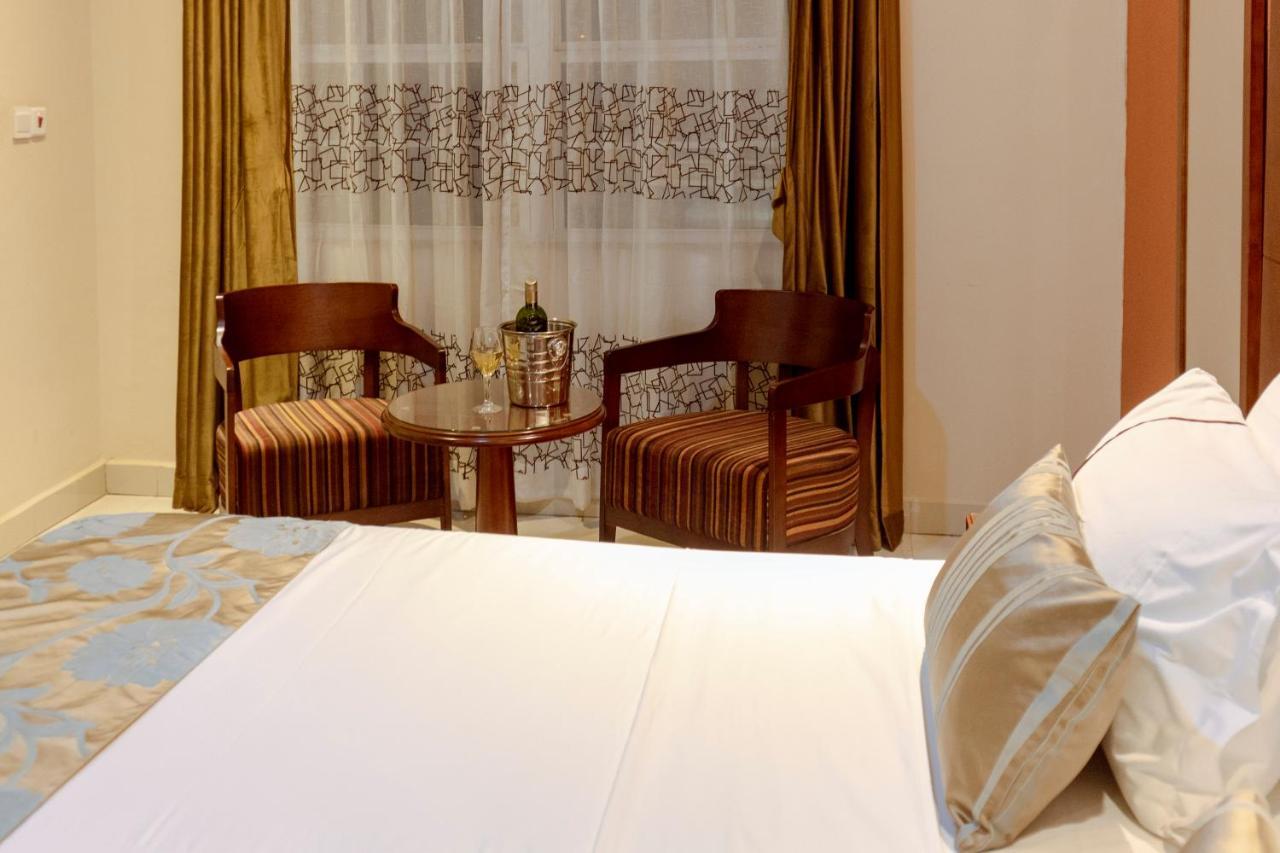 Frederick'S Lodge Kumasi Bagian luar foto