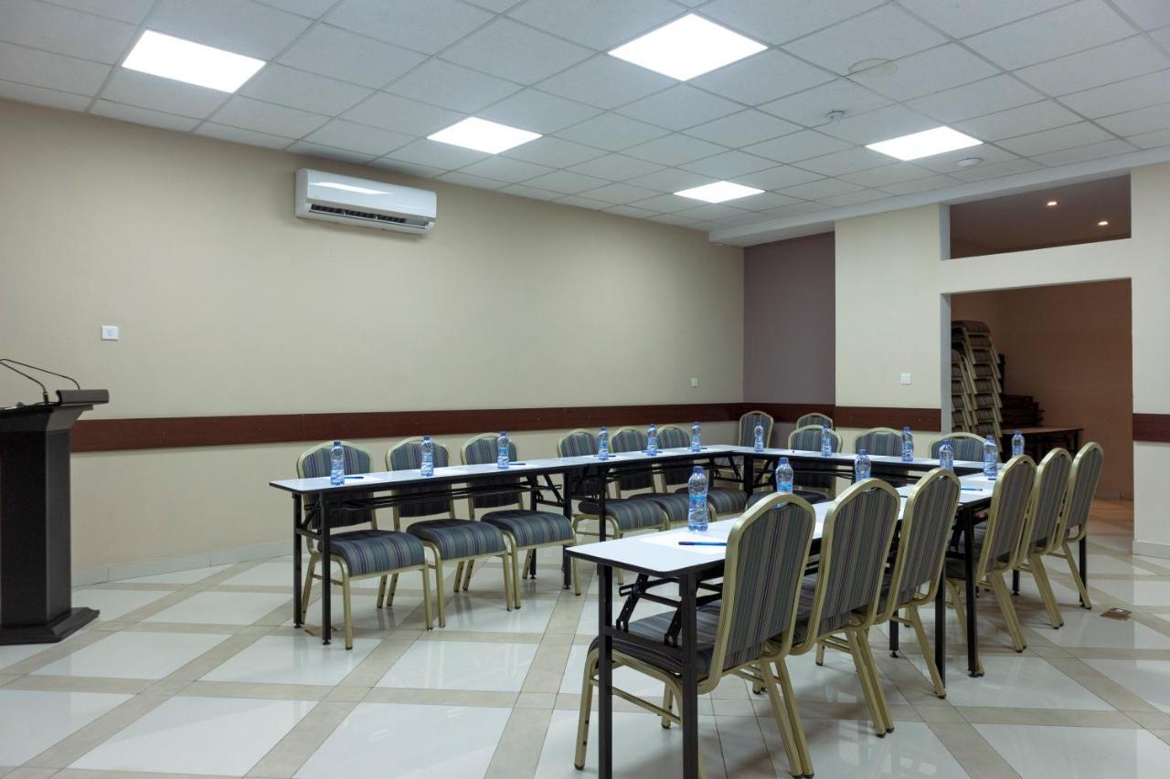 Frederick'S Lodge Kumasi Bagian luar foto