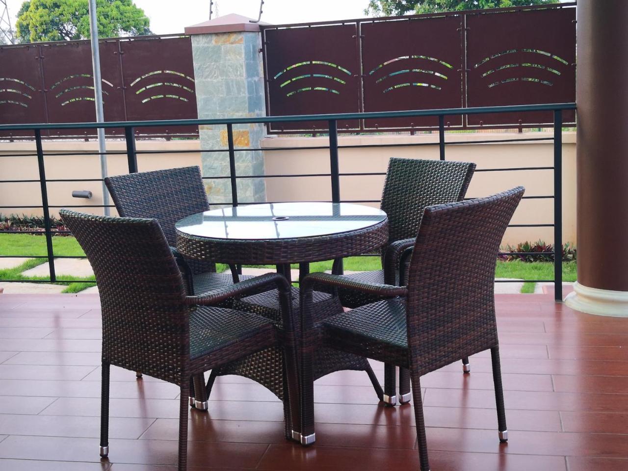 Frederick'S Lodge Kumasi Bagian luar foto