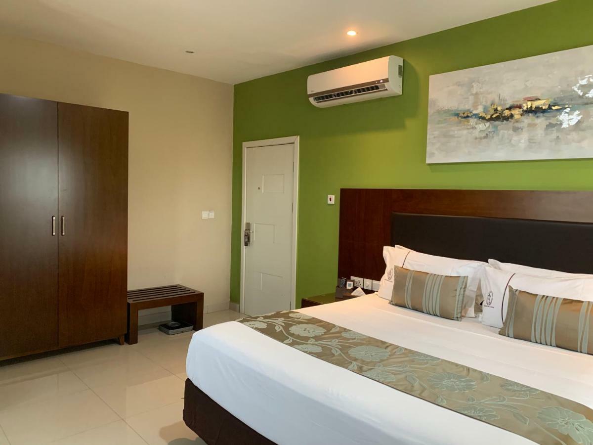 Frederick'S Lodge Kumasi Bagian luar foto